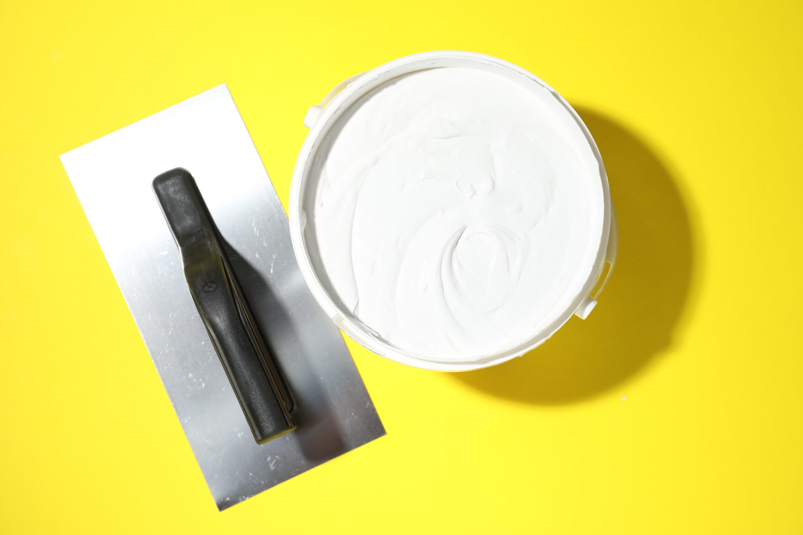 Choosing the Right Coloured Render In-Store Jub and Fassa Bortolo Tinting at EJL Supplies